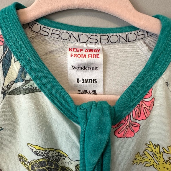 Bonds Wondersuit size 0-3 months - Picture 2 of 3